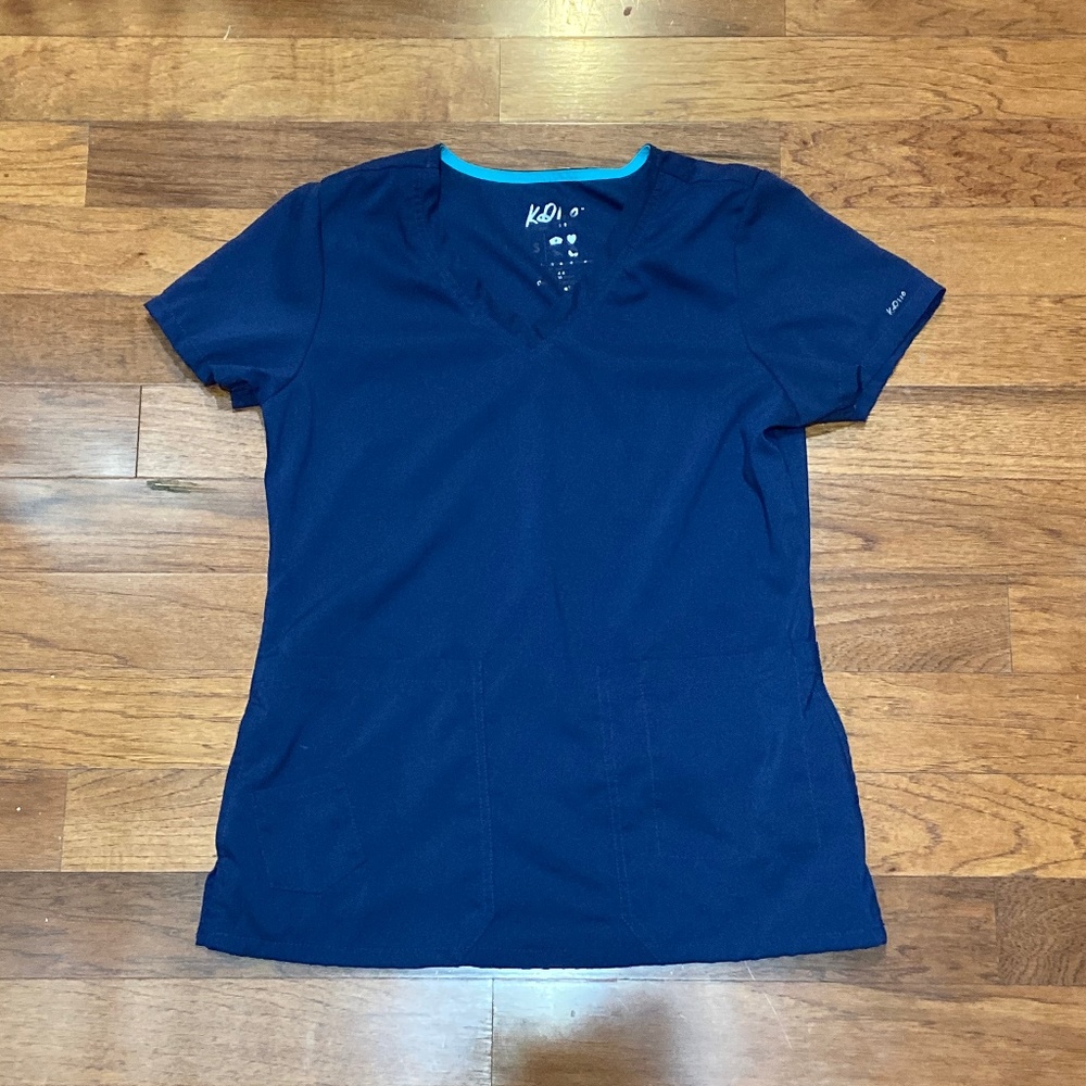Barco KD110 Navy Scrub Top Size Small
